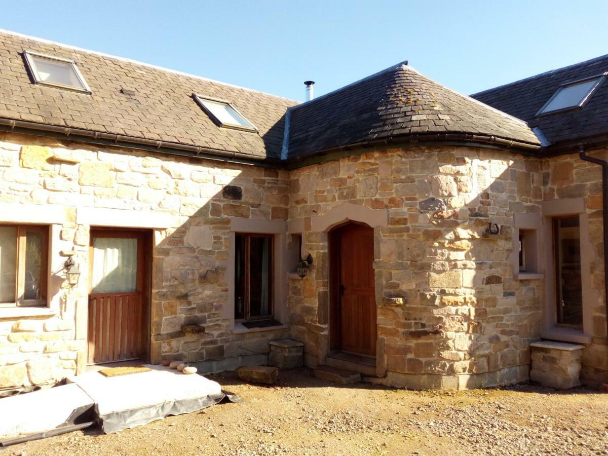 Отель Sunrise House Inverfarigaig Экстерьер фото
